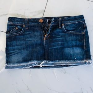 Rock & Republic mini denim skirt. Sz 26.